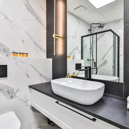 Apartment Kasprzaka 29 Wola Tower - Free Garage - By Perfect 530-630 *