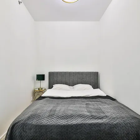 Kasprzaka 29 Wola Tower - Free Garage - By Perfect 530-630 Apartmán *